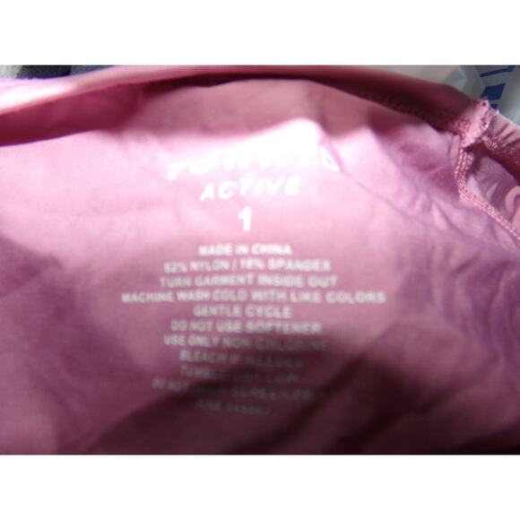 Torrid Active pink lightning tank top 1 reflective on back for running - Picture 4 of 5